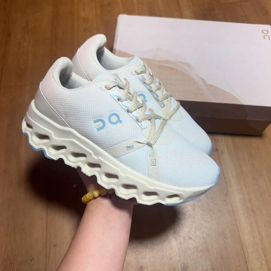 On Cloudzone bege Importado 1.1