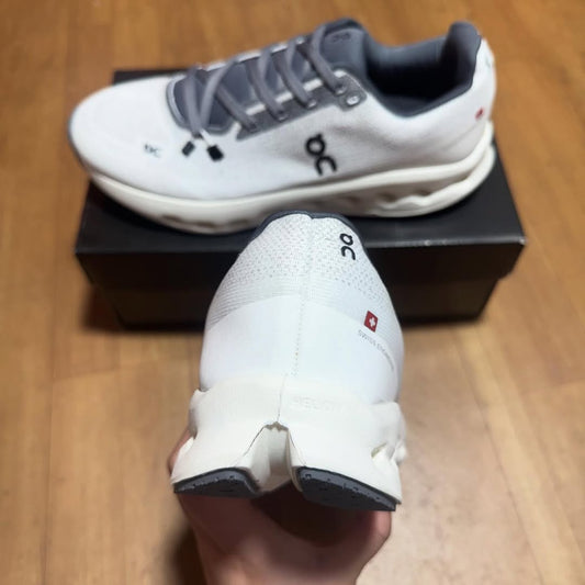 On Cloudtilt Marfim Importado 1.1