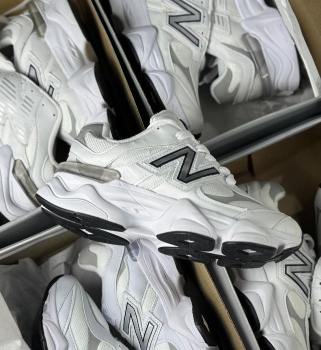 New Balance 9060 x Branco/Cinza