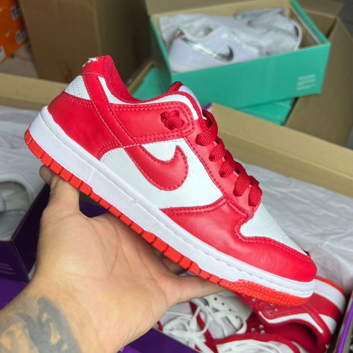 Nike Dunk - Branco/Vermelho