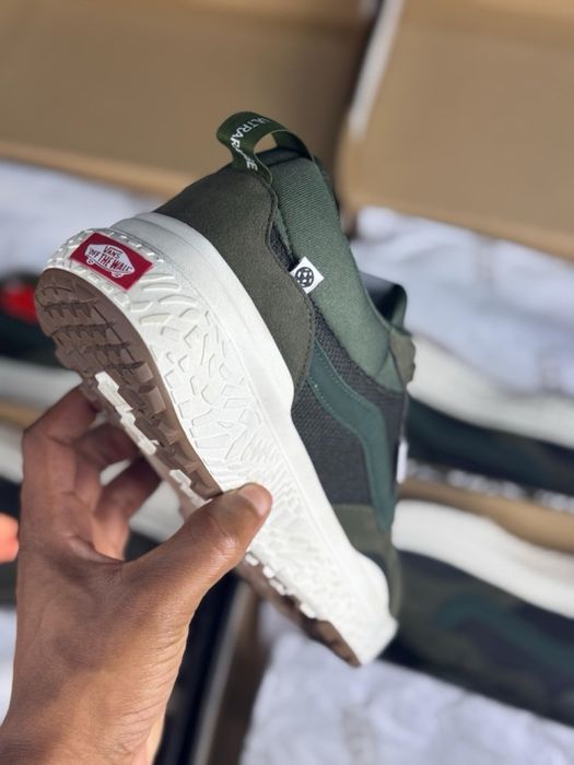 UltraRange Neo - (Linha Premium) x Verde Militar