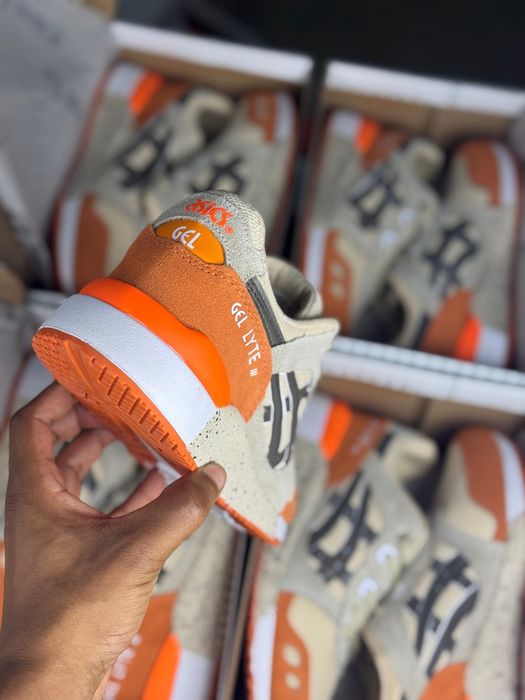 Tênis Masculino Asics Gel-Lyte III x Bege/Laranja (Premium em Couro)