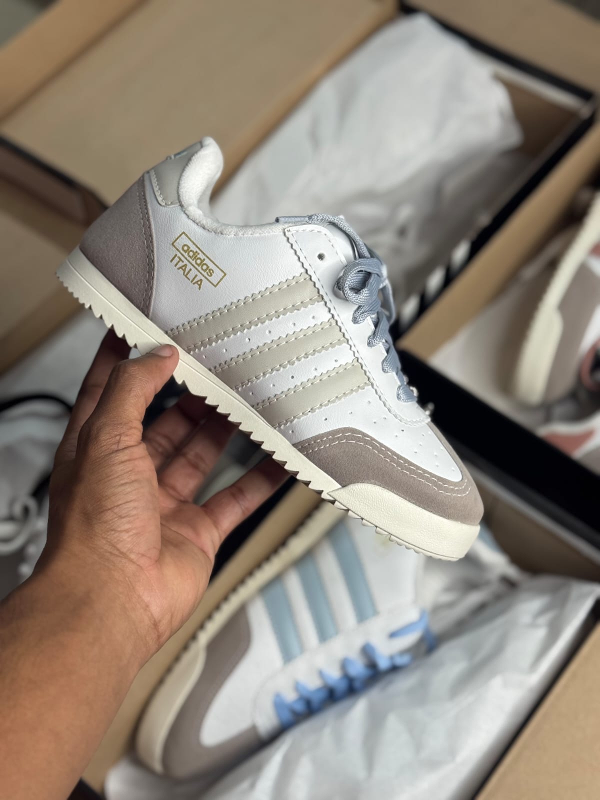Adidas Itália (Linha Premium) branco e bege