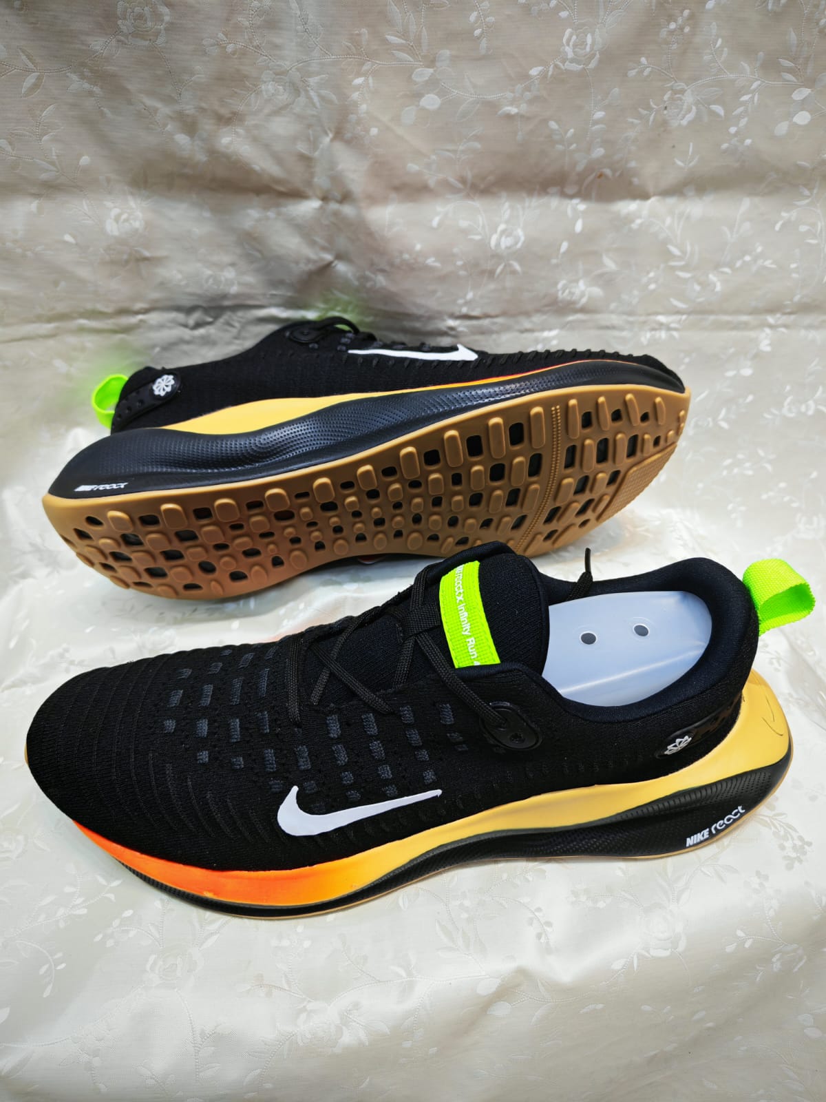 Nike React Preto/laranja Importado 1.1