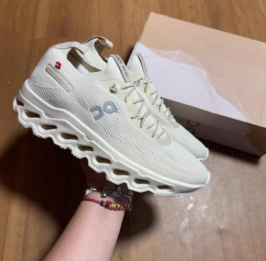 On Cloud bege kinit Importado 1.1